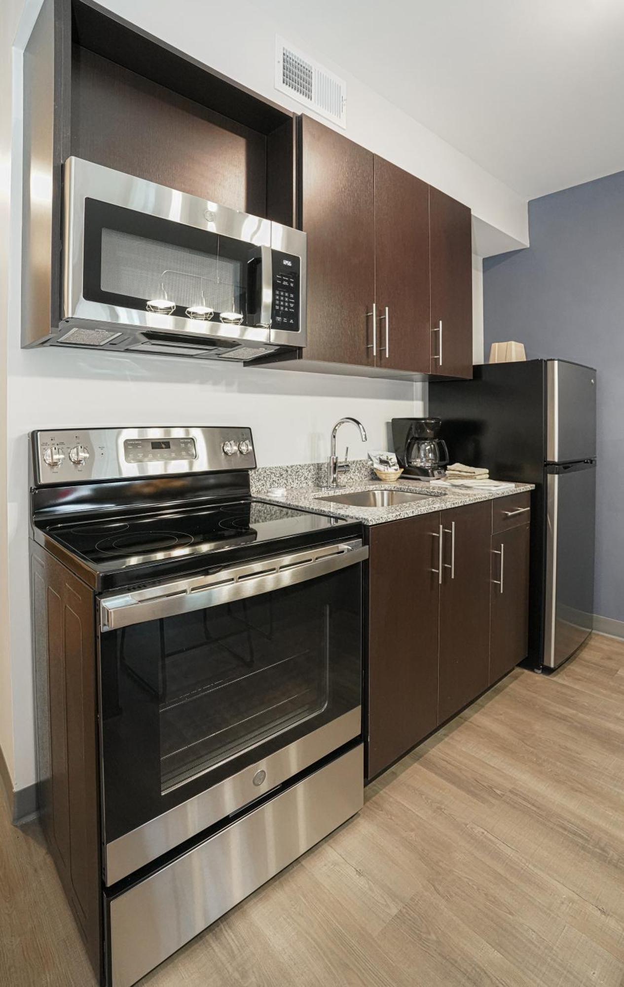 Stayapt Suites Memphis-Cordova/Wolfchase Galleria Extérieur photo